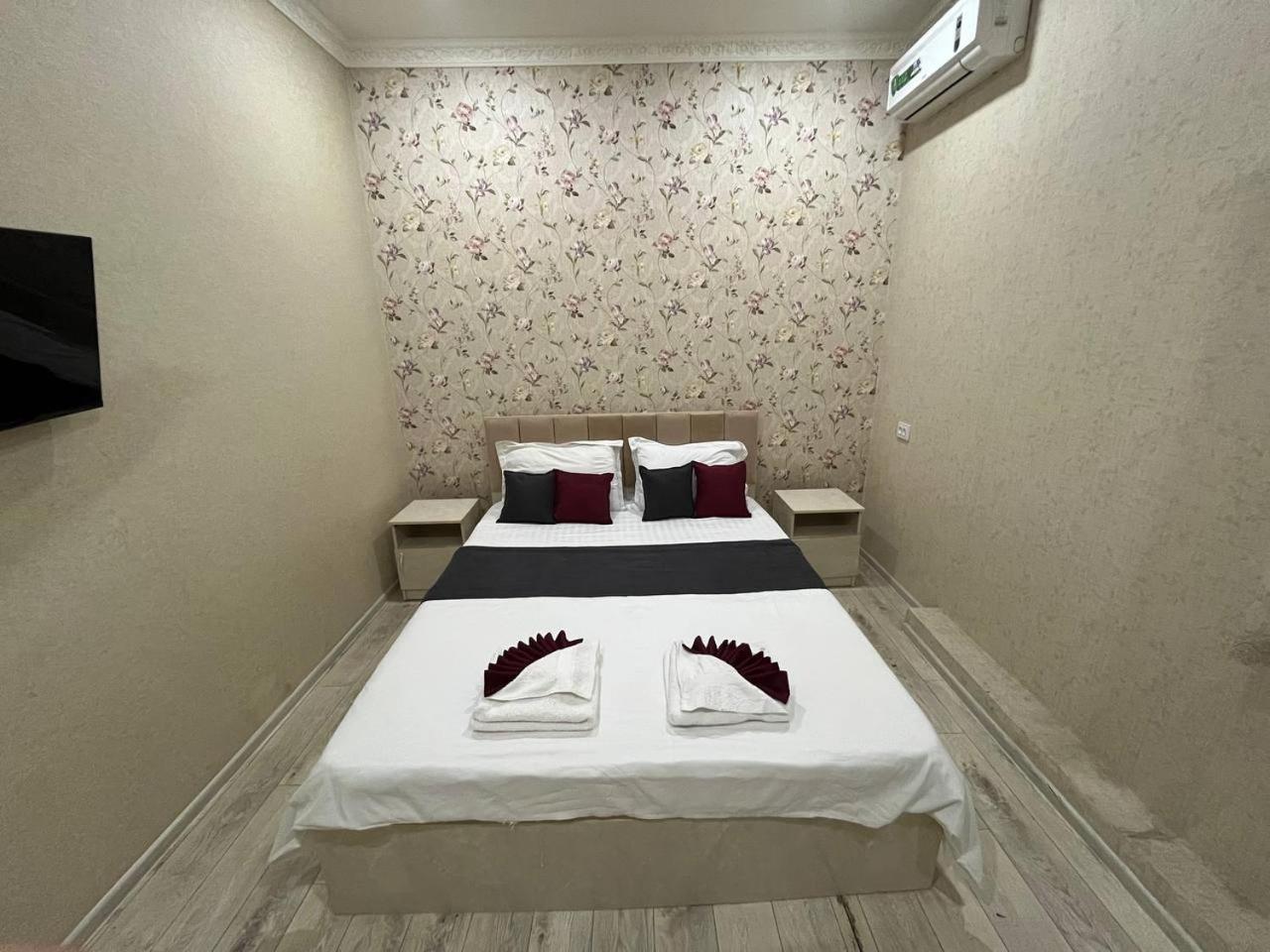 Fenix Hotel Tașkent Exterior foto