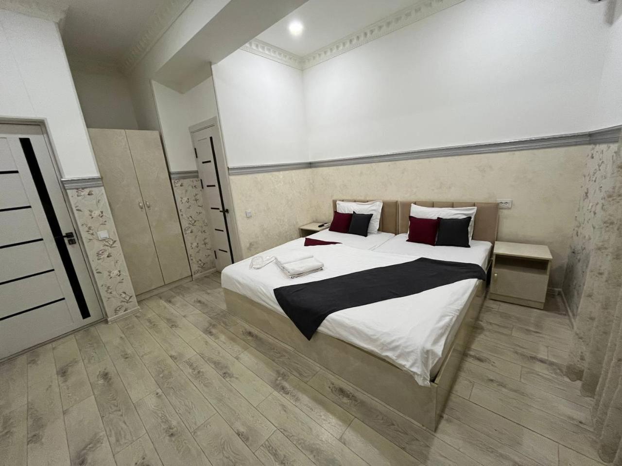 Fenix Hotel Tașkent Exterior foto