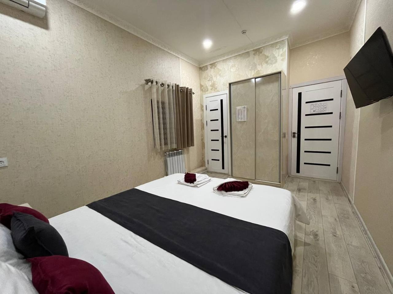 Fenix Hotel Tașkent Exterior foto